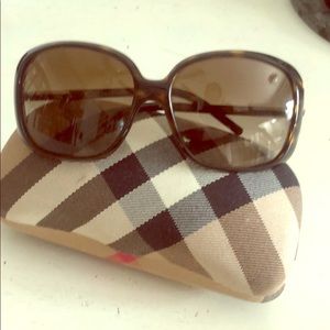 Burberry sunglasses